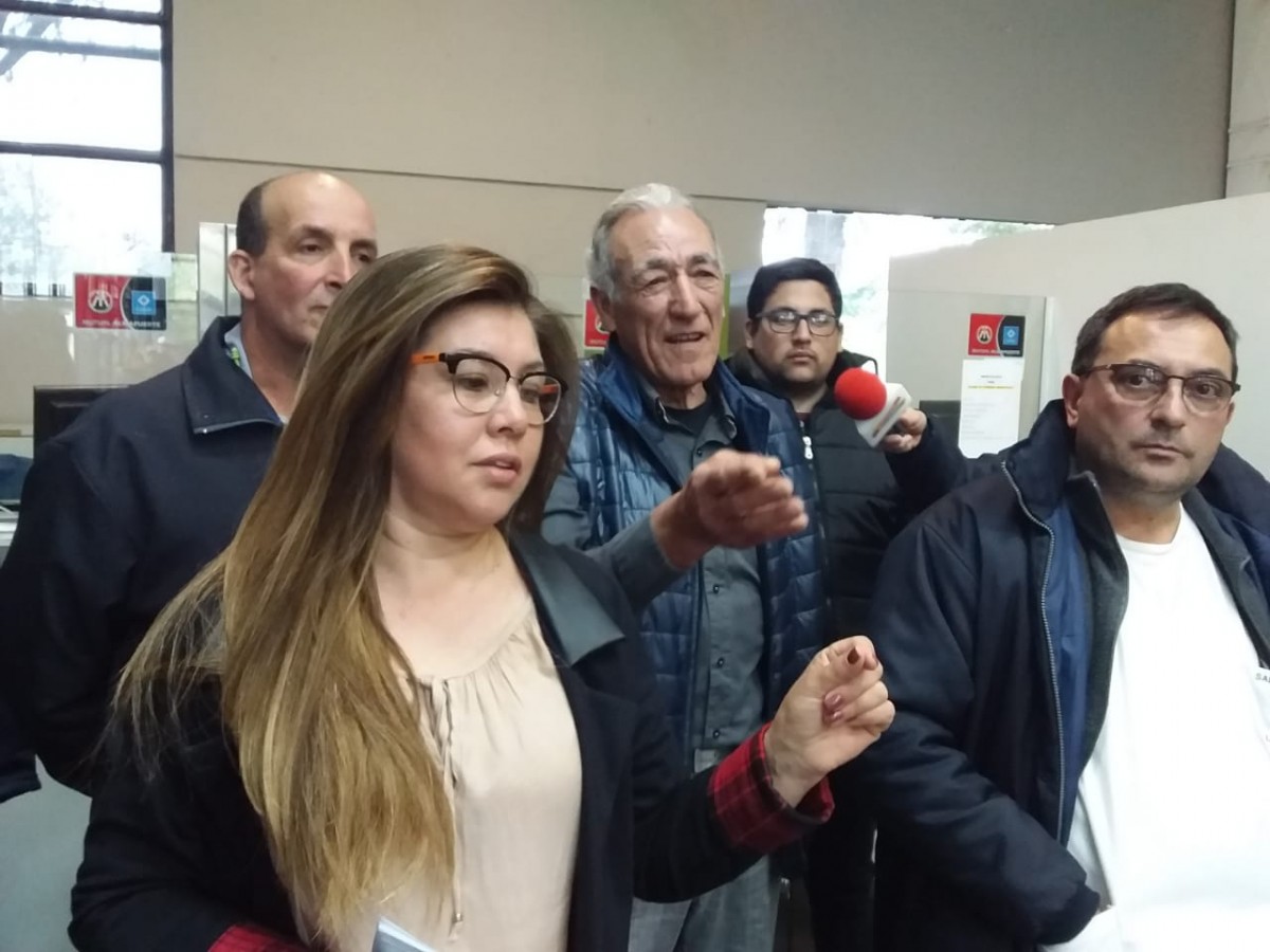El SUOEM decidió continuar en asamblea hasta el martes