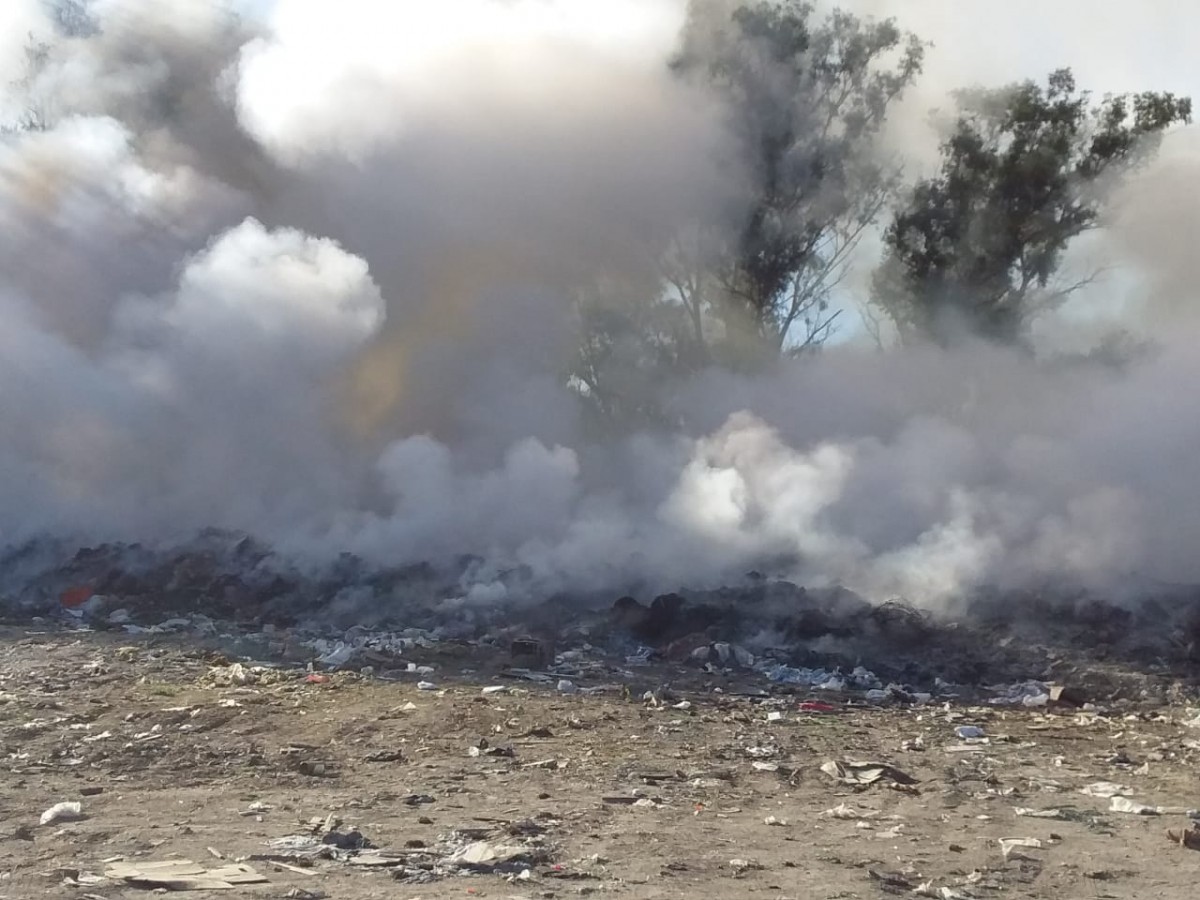 Arde el basural de Las Varillas…otra vez