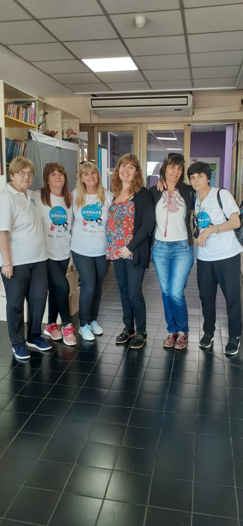 Integrantes de la escuela José María Paz viajaron a la Casa del Garrahan