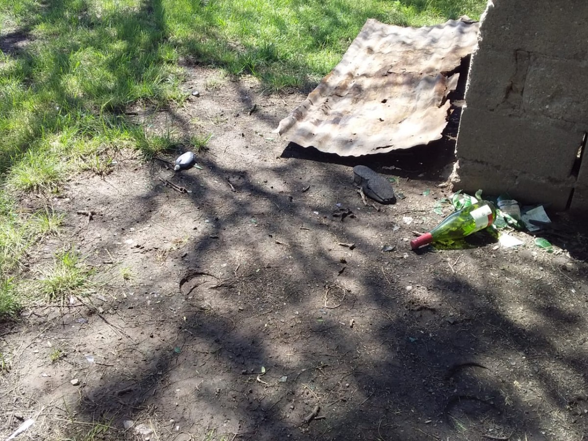 Reclamos por el abandono de un espacio verde frecuentado por vecinos