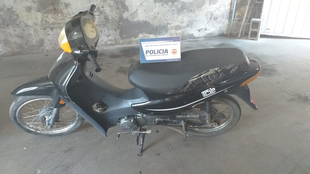 Controles de venta ambulante, remises y recupero de motos. Parte policial