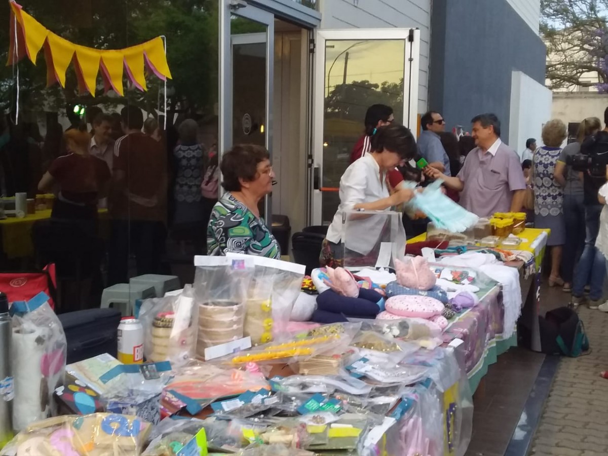 Un domingo concurrido en La Casa de La Cultura con diversos espectáculos
