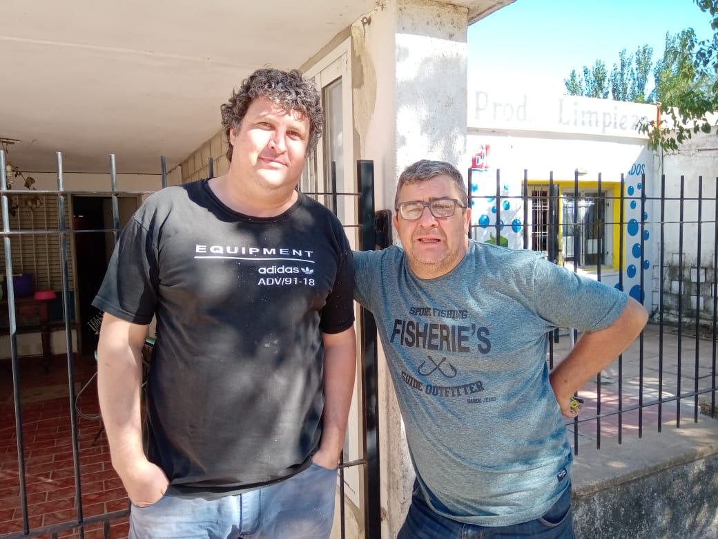 El drama que padecen dos chicos autistas por la realización de fiestas en un salón gremial de calle La Pampa