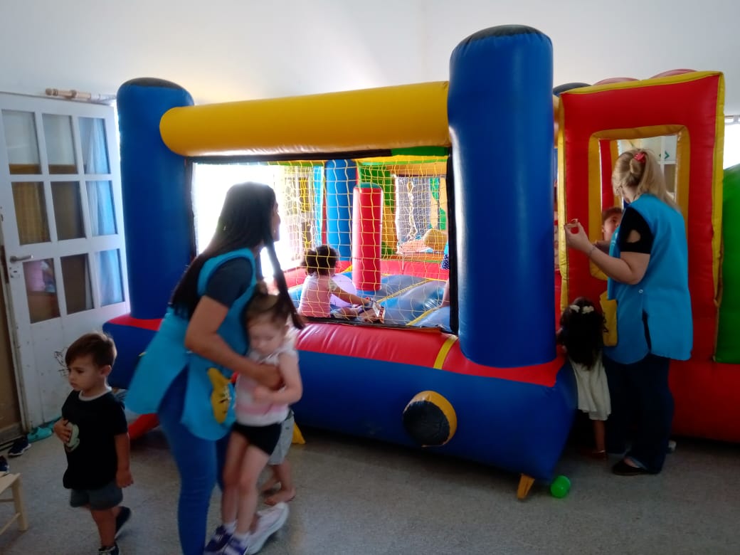Funcionarias provinciales monitorearon las Aulas Cuna de la ciudad
