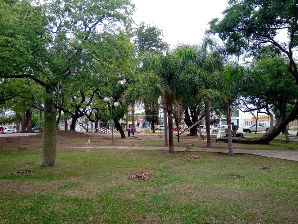 Hasta que se rediseñe, abrieron al público lo que queda de la Plaza San Martín