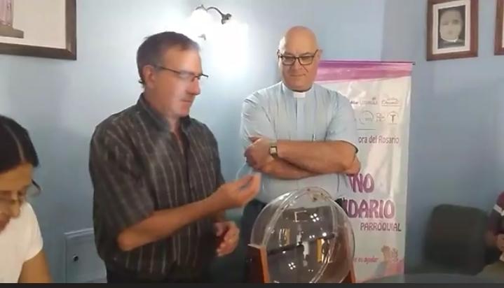 Se realizó el sorteo del bono solidario parroquial