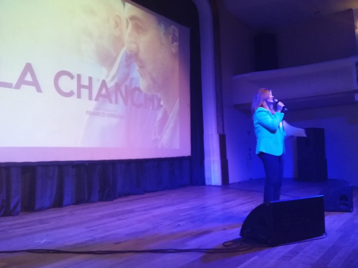 En un teatro colmado Franco Verdoia presentó su filme La Chancha
