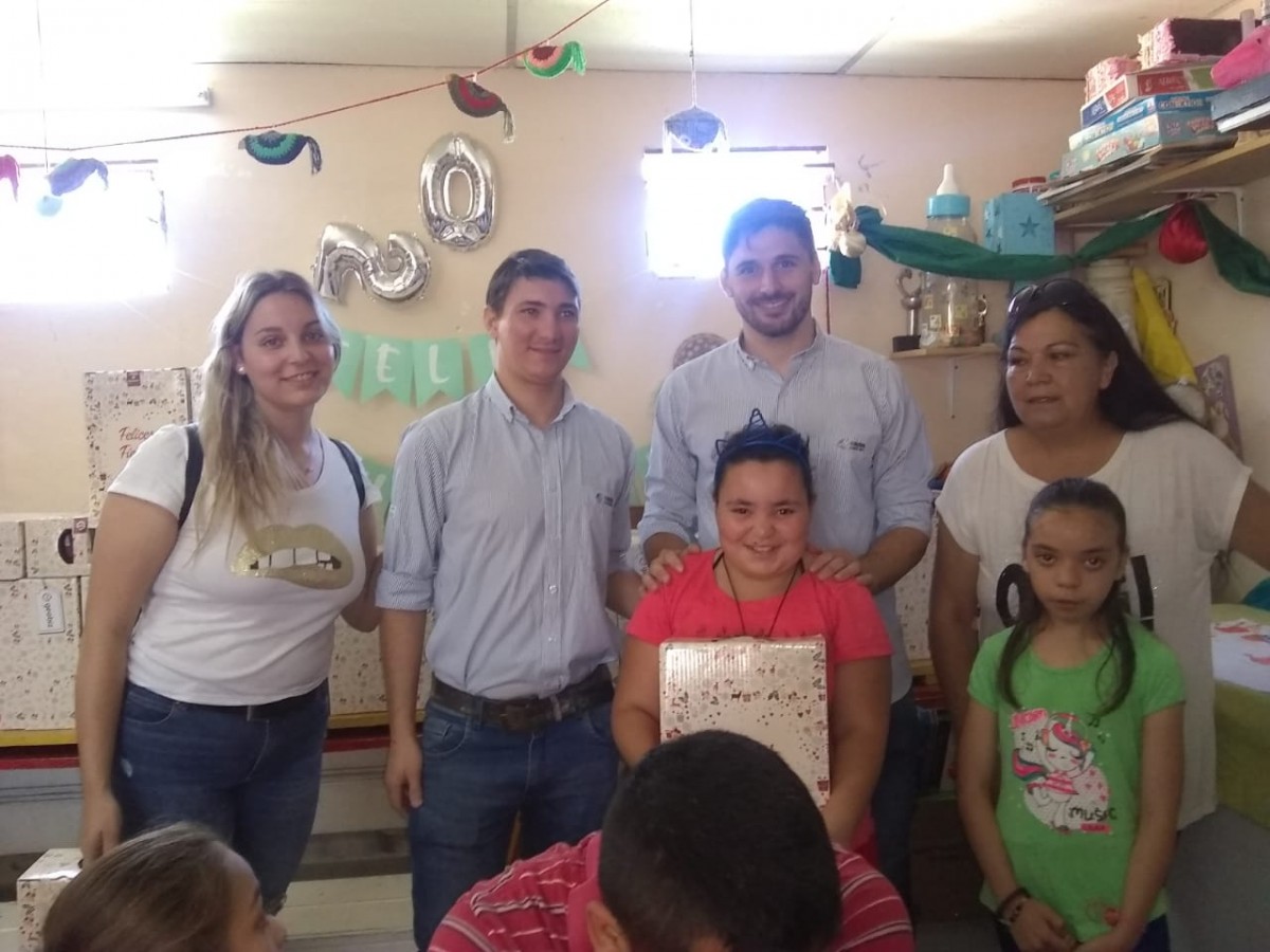 Llegó la navidad al Comedor Lucecita