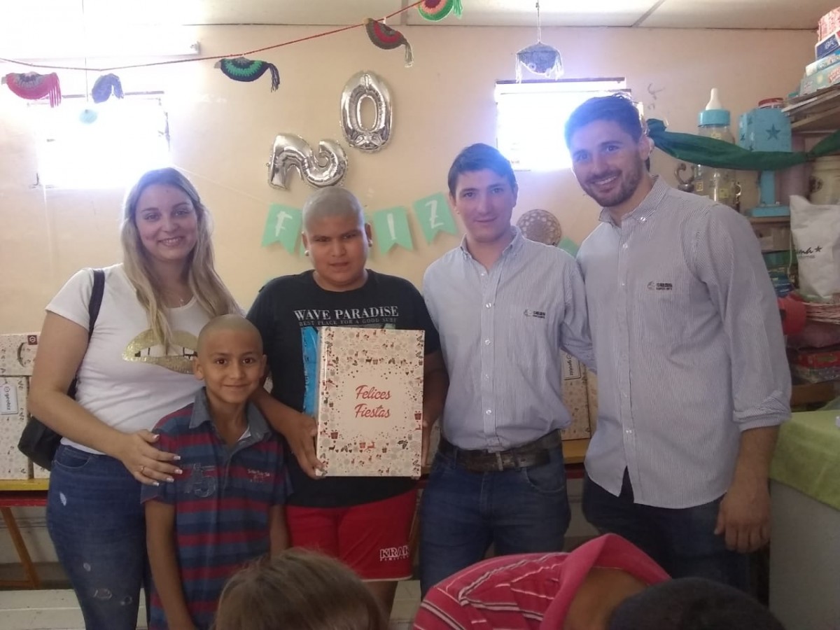 Llegó la navidad al Comedor Lucecita