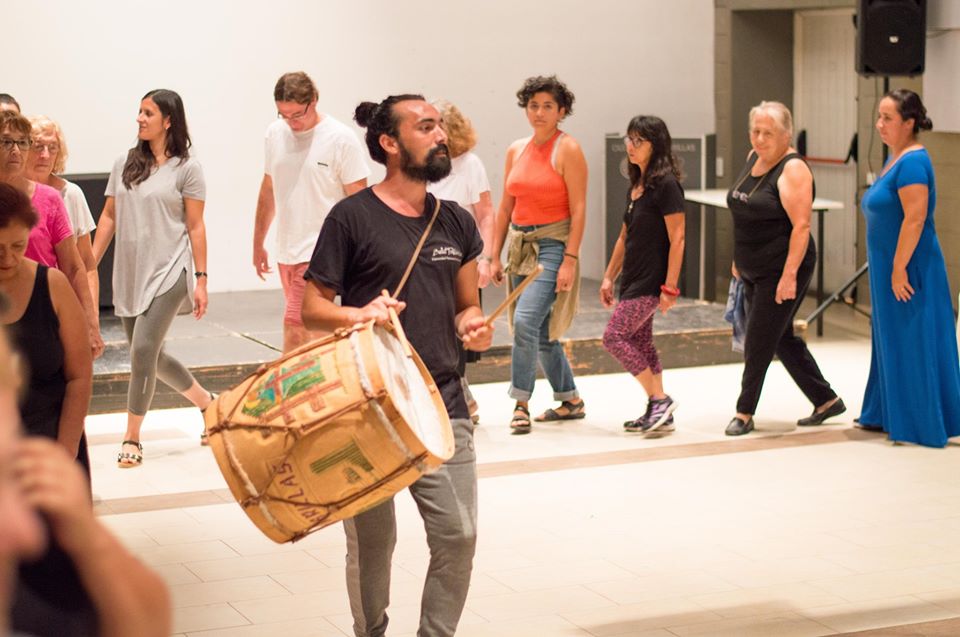 Con gran éxito se realizó el taller de Folclore