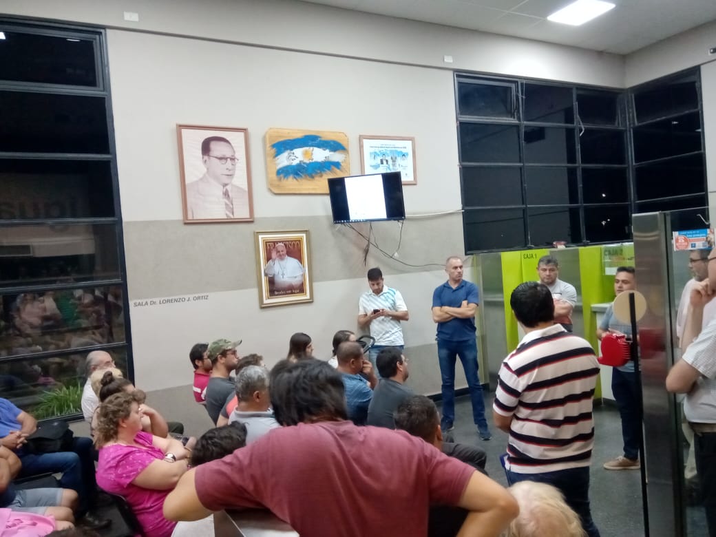 Principio de acuerdo entre adquirentes de lotes en Aires del Golf y las autoridades