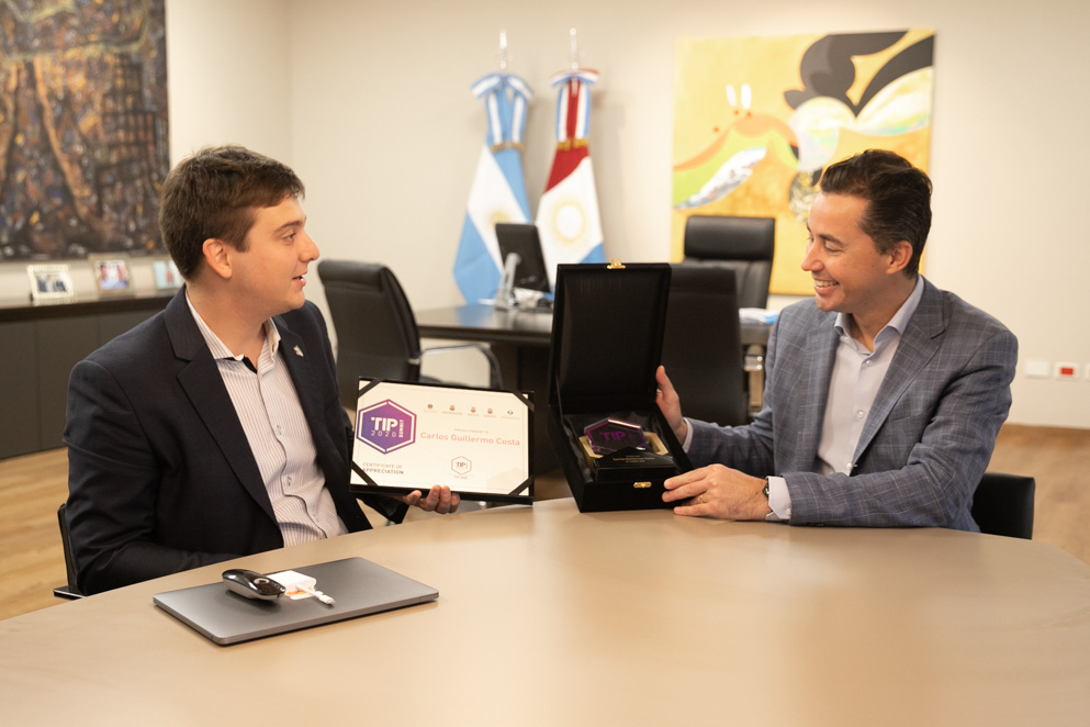 El Vicegobernador recibió a innovadores cordobeses reconocidos en los Emiratos Árabes