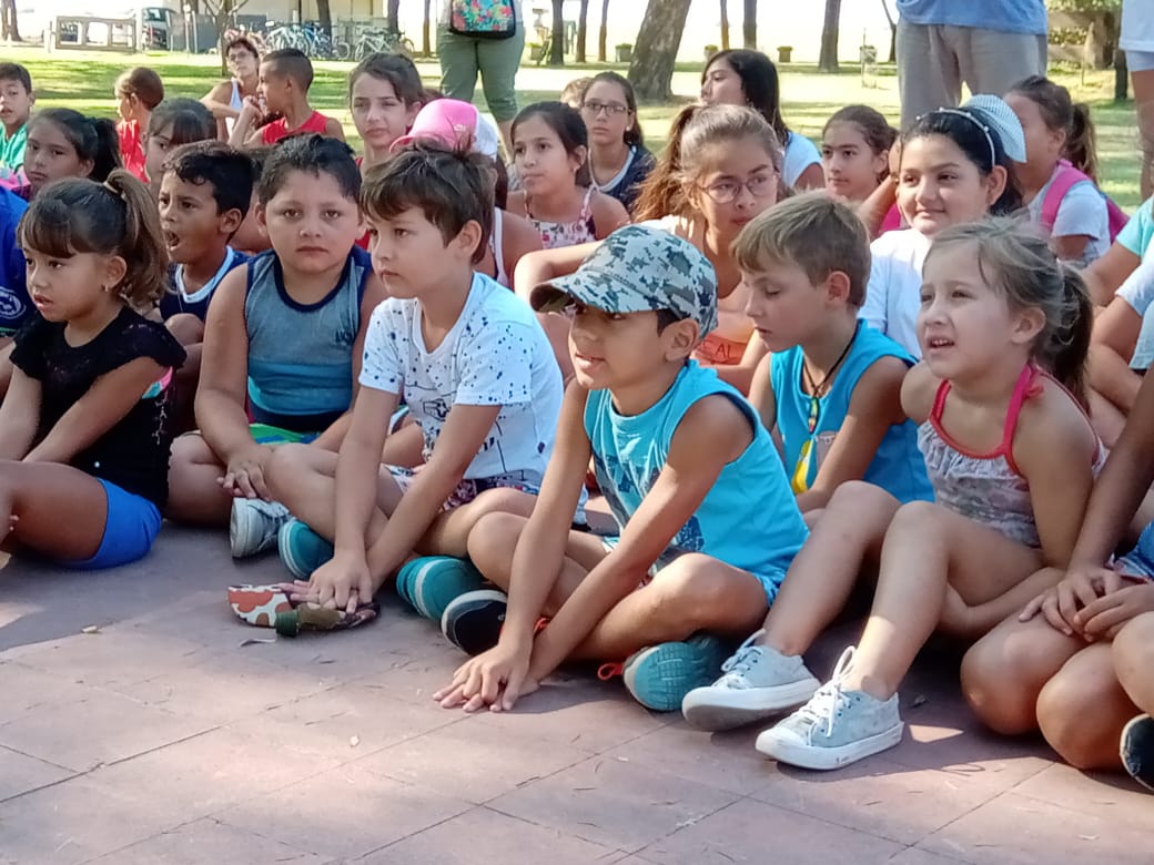 Instrucciones sobre RCP en la Escuela Municipal de Verano