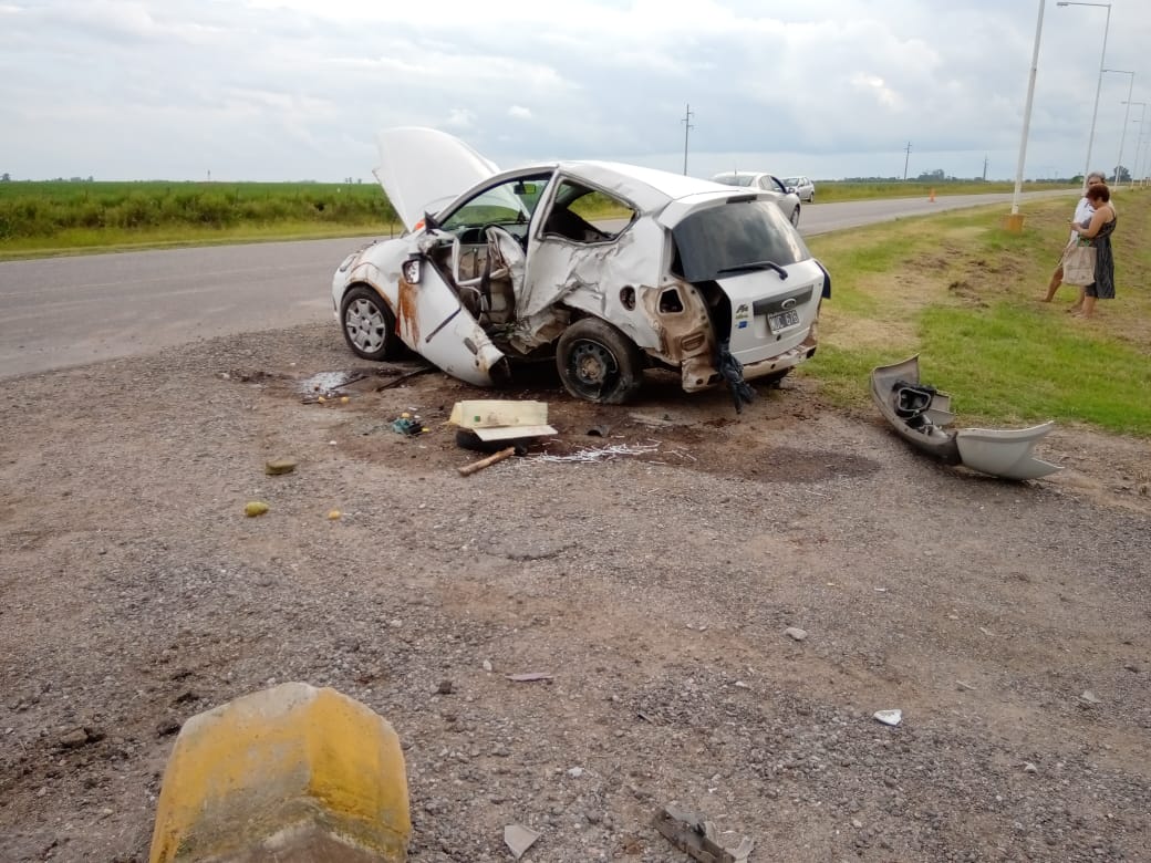 Automovilista chocó una vía blanca cerca de Las Varas