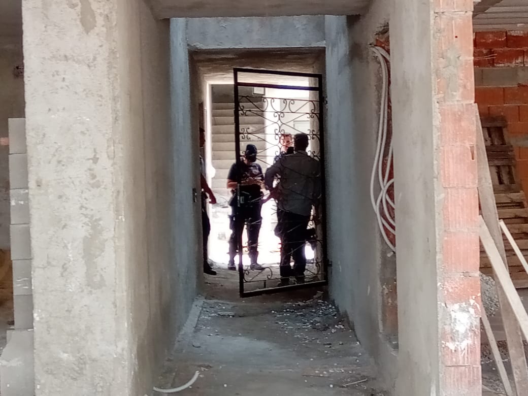 Un hombre fue encontrado sin vida en un departamento de calle Diego Montoya