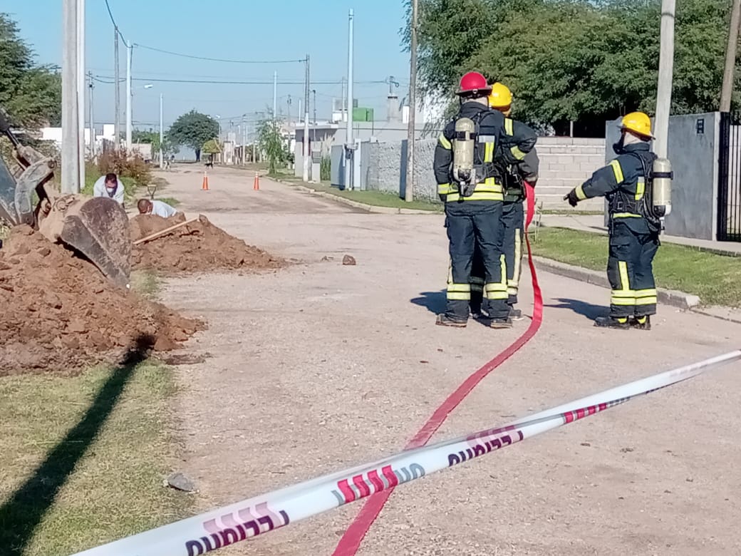 Bomberos fueron convocados por un escape de gas en calle Alem