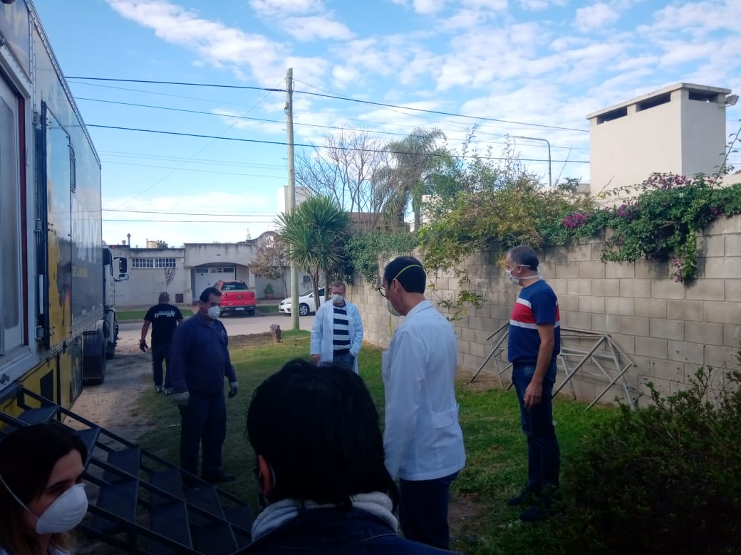 Pauny puso a disposición un vehículo para atención de pacientes en la playa del Hospital