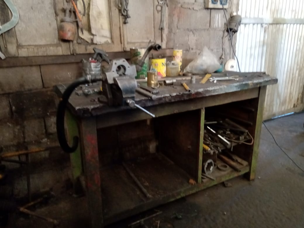 Cuantioso robo en un  taller mecánico