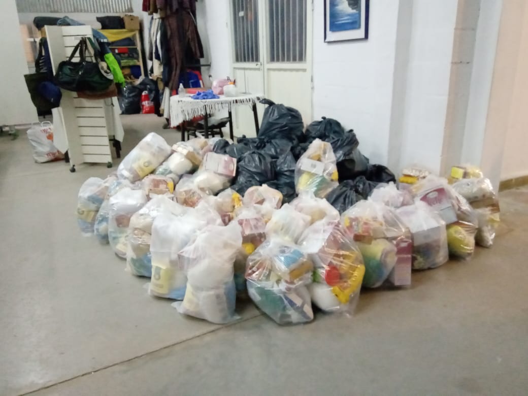 Cáritas Las Varillas entregó  módulos alimentarios y  artículos de limpieza