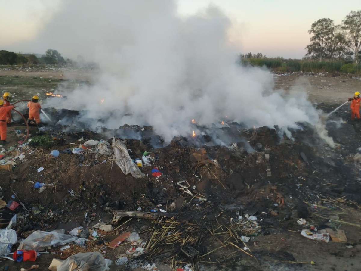 Intenso trabajo de los bomberos durante el fin de semana
