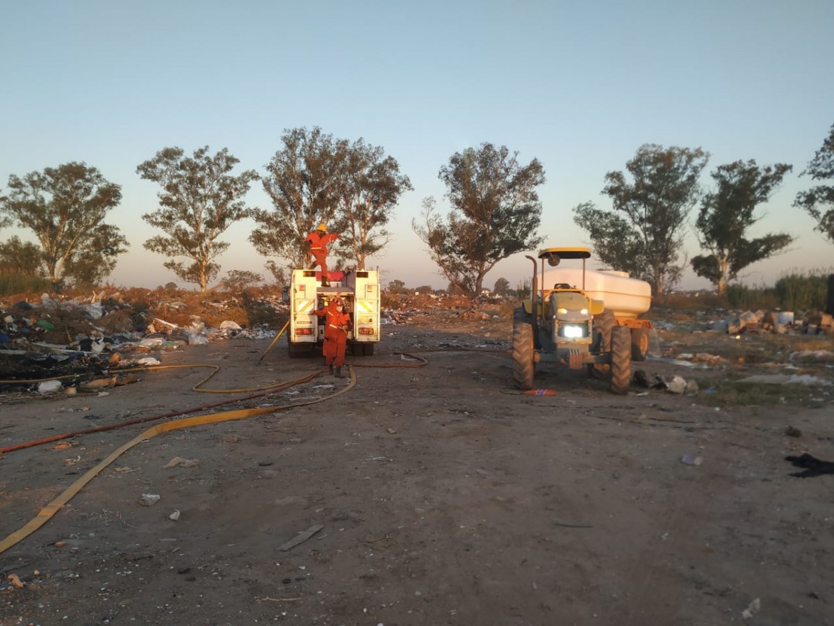 Intenso trabajo de los bomberos durante el fin de semana