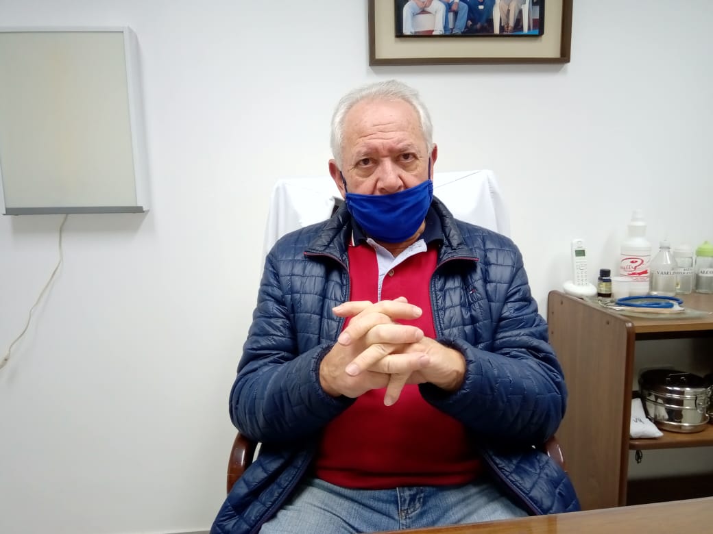 Dr Hugo Lupi: “los médicos que vienen de afuera está libres de coronavirus  y se hacen  testeos en Las Varillas”