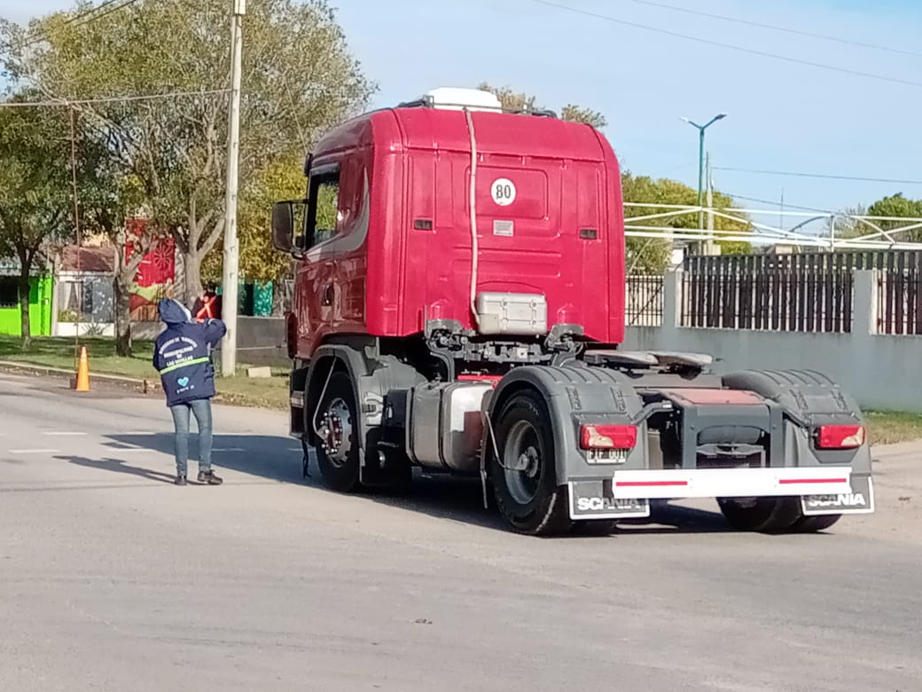 Instalan rociadores en los accesos a la ciudad