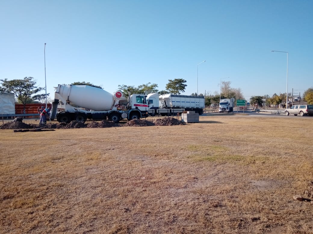 Trabajos en la Rotonda de acceso a la ciudad
