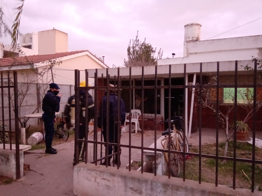 Mujer fue asistida por EMMA luego de un incendio en su vivienda
