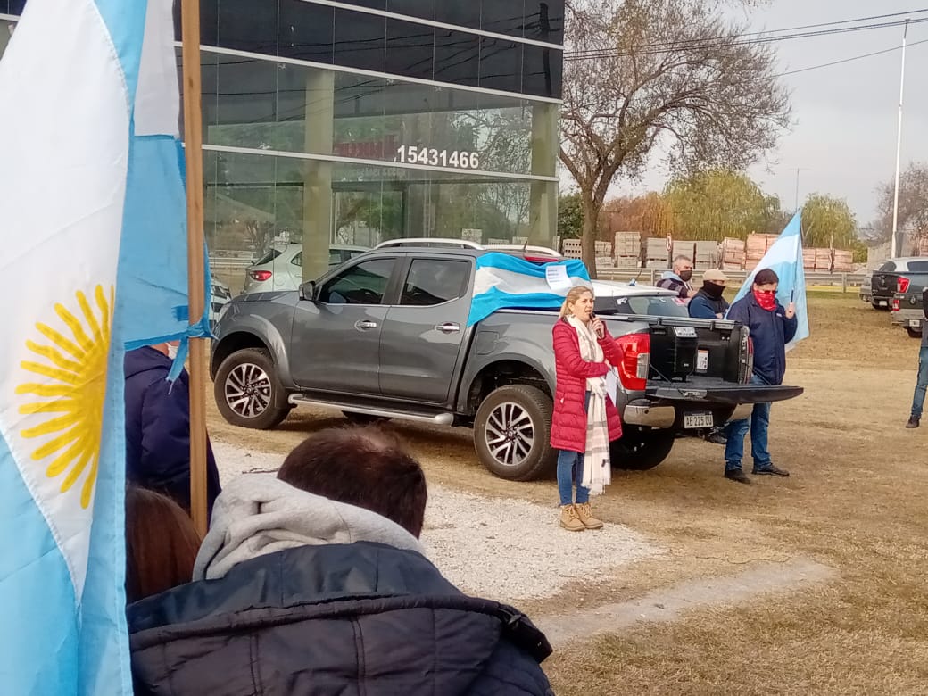 Banderazo en contra de algunas políticas del Gobierno Nacional
