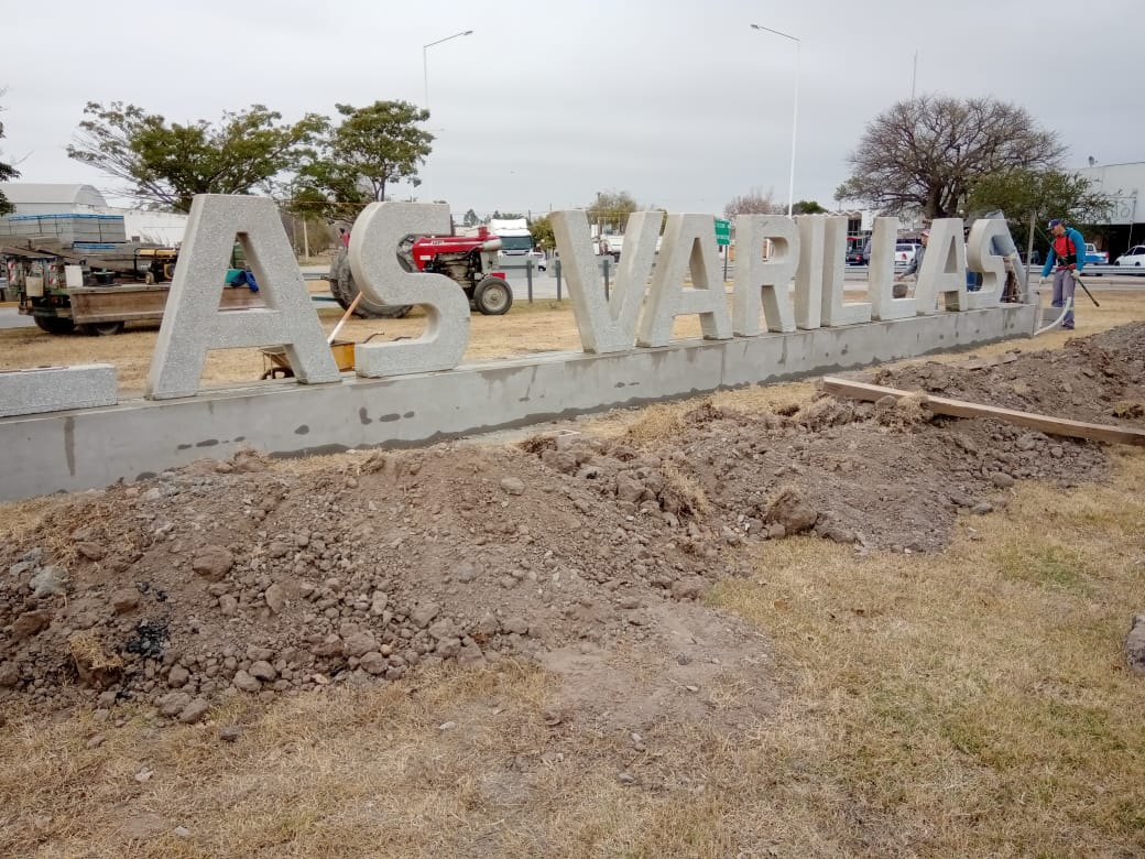 Avanza la obra de remodelación de la rotonda de Las Varillas