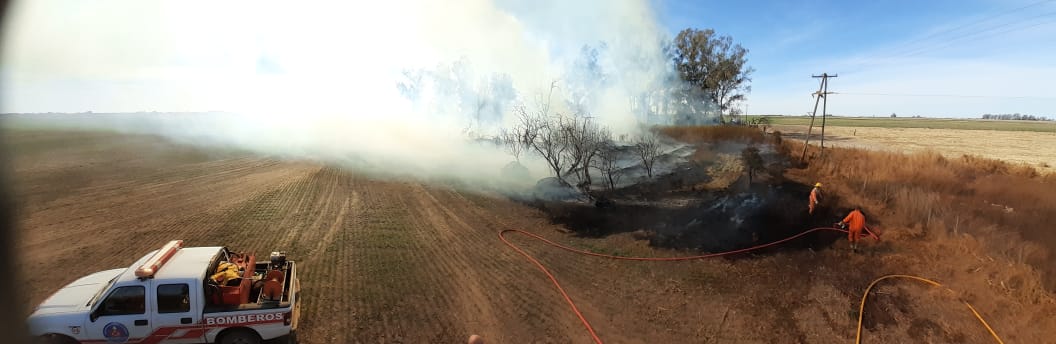 Nuevamente incendio de pastizales en zona rural