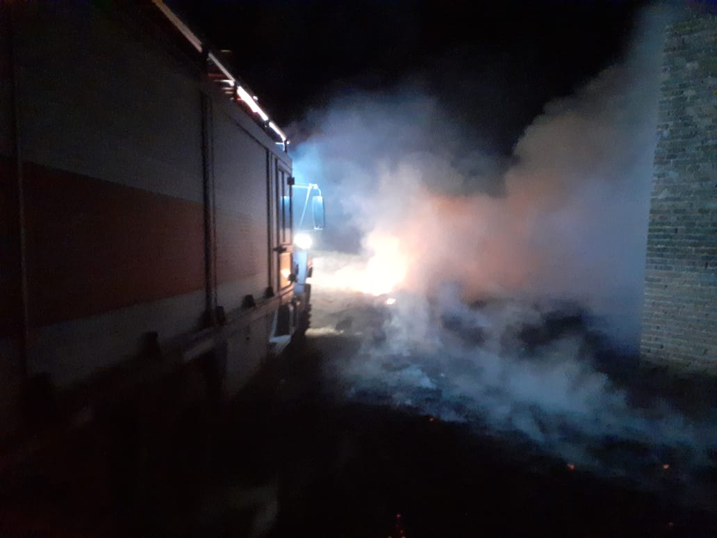 Incendio de pastizales en zona rural entre Las Varillas y Las Varas