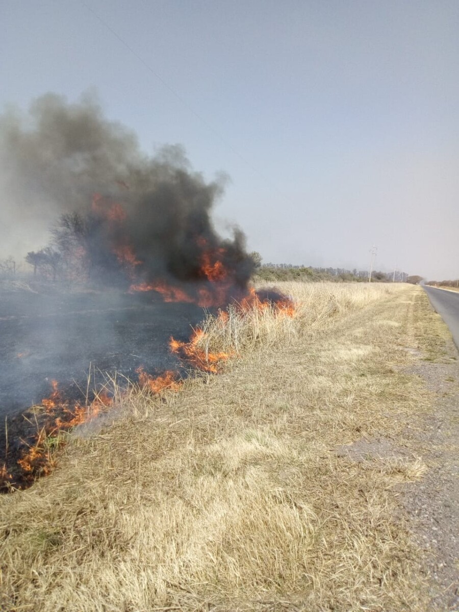 Bomberos de Las Varillas combatirán el fuego en la zona del Pan de Azúcar