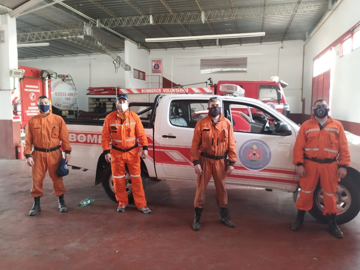Incendios en las Sierras: regresa una dotación de Bomberos de Las Varillas y viajó otra de recambio