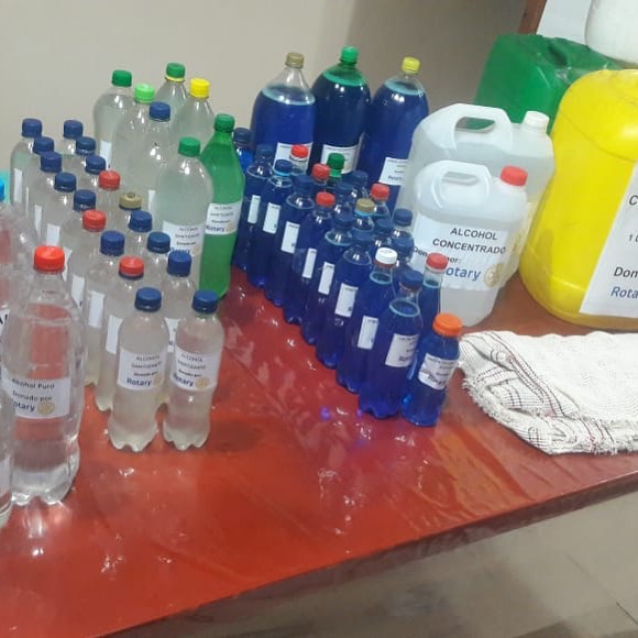 El Rotary Club entregó termómetros y productos sanitizantes a la Municipalidad