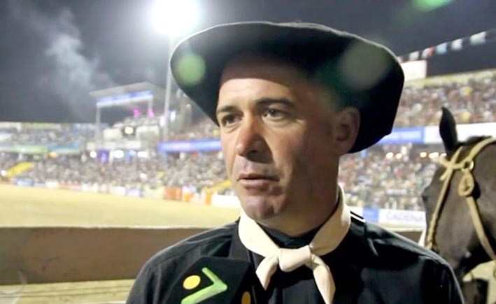 Allegado a Julio Saluzzo habría amenazado a la madre de Verónica Tottis, según la querella