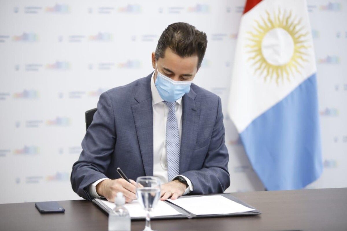 Firmaron el convenio para electrificar el parque industrial de Las Varillas (con audio)