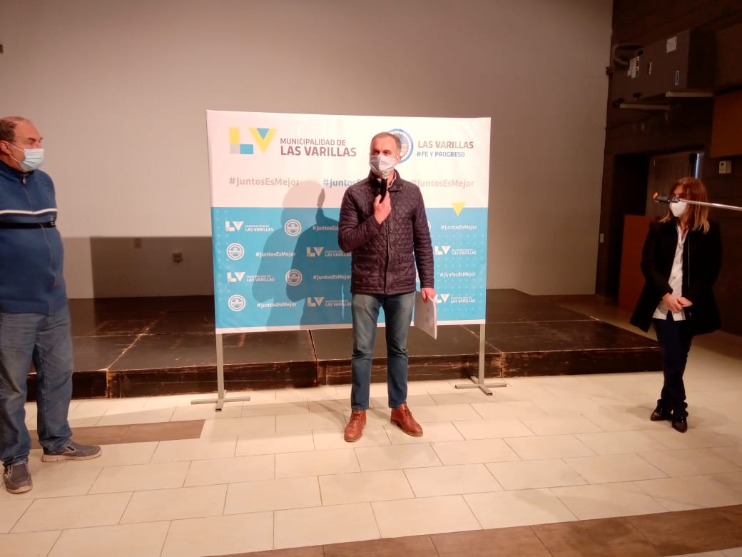 Daniele informó el 11° positivo y expresó que del resultado de los hisopados pendientes dependerá si se cambia  de fase en Las Varillas