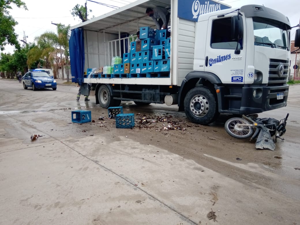 Adelanto: fuerte colisión en Avellaneda y Luis Morelli