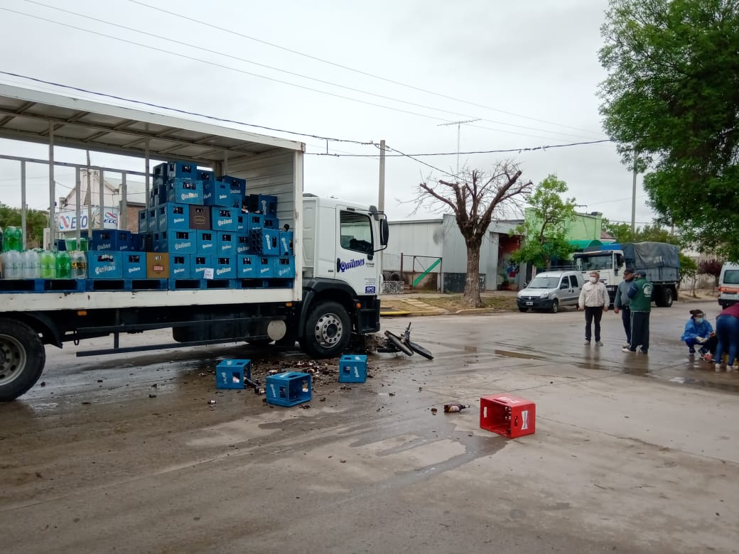 Adelanto: fuerte colisión en Avellaneda y Luis Morelli