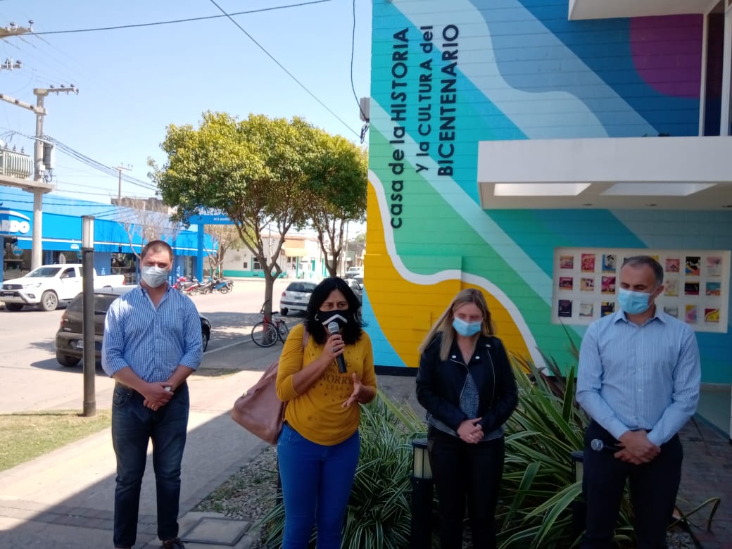 El intendente Daniele anunció la creación de cooperativas de mujeres trabajadoras