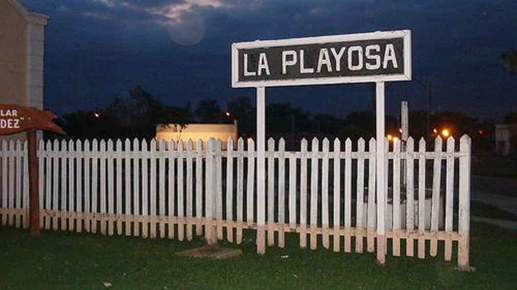 Aperturas y reuniones sociales familiares en La Playosa