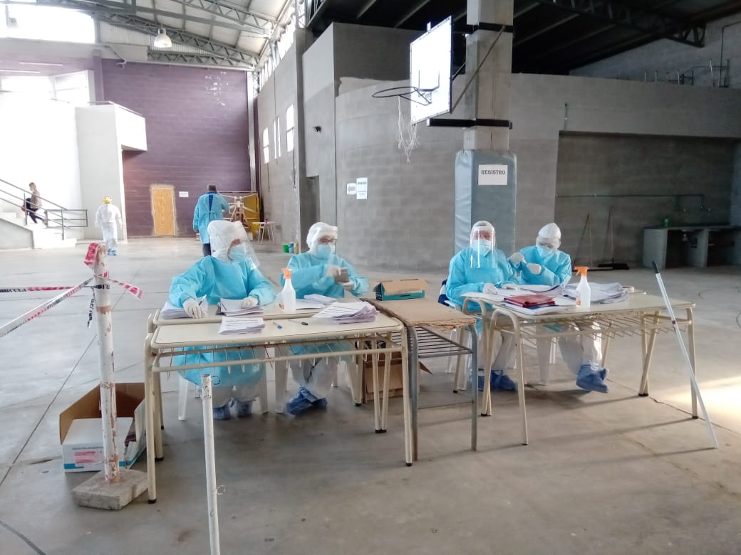 Comenzaron los testeos por covid 19 en el SUM del Vélez