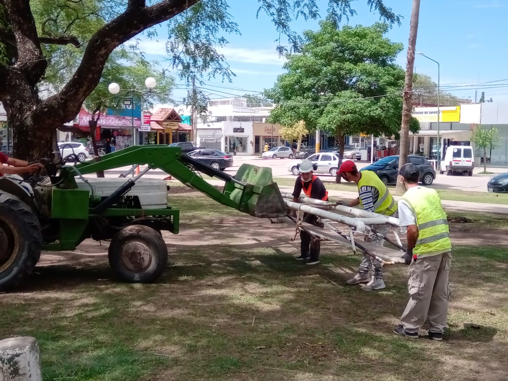 Comenzaron los trabajos de remodelación de la Plaza San Martín