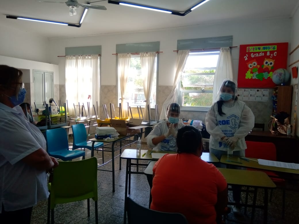 La ANSES entrega Tarjetas Alimentar en Las Varillas