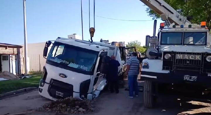 Un desmoronamiento de tierra provocó un accidente aunque sin víctimas