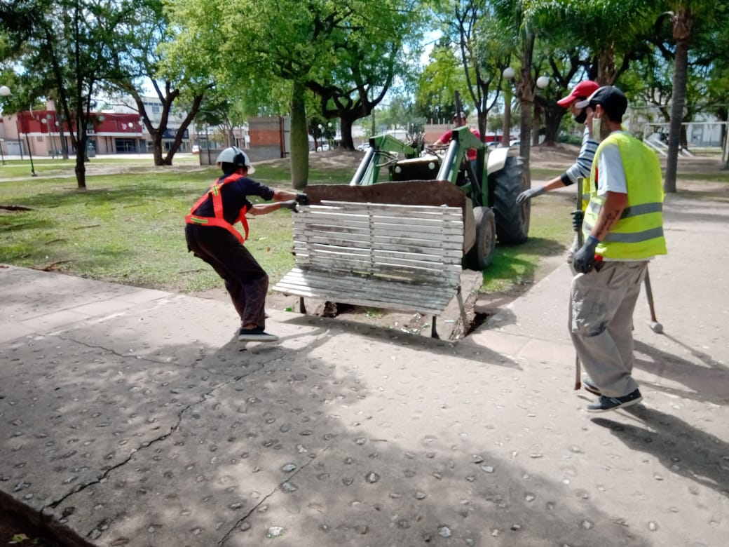 Comenzaron los trabajos de remodelación de la Plaza San Martín