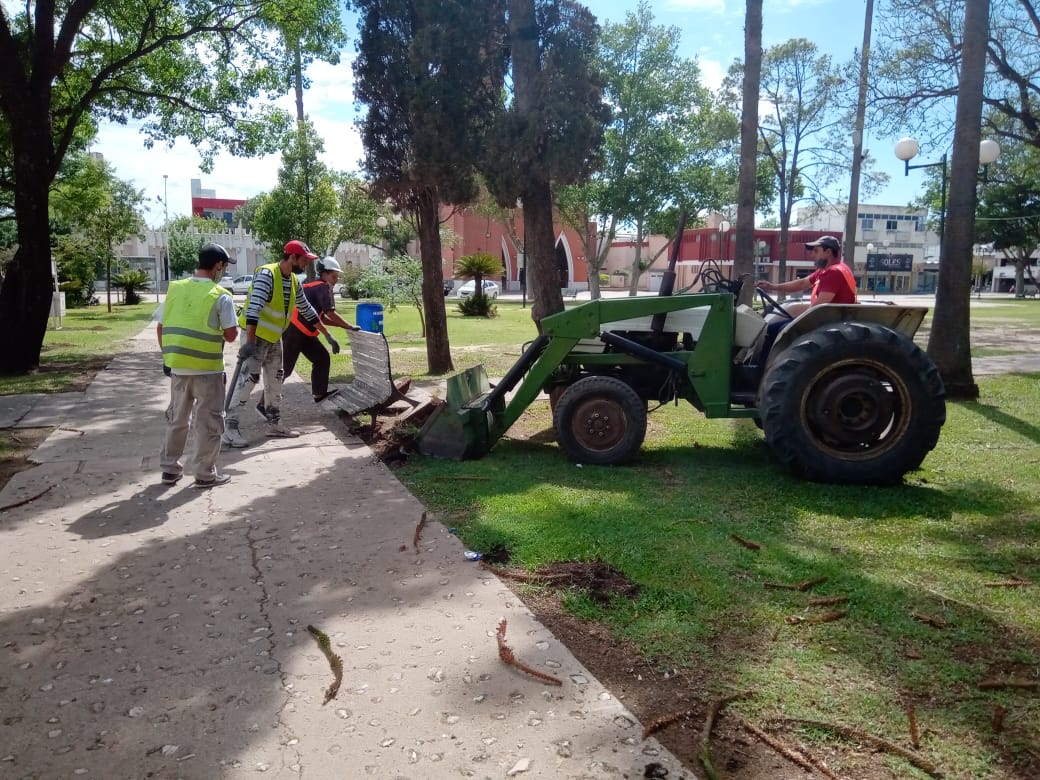 Comenzaron los trabajos de remodelación de la Plaza San Martín