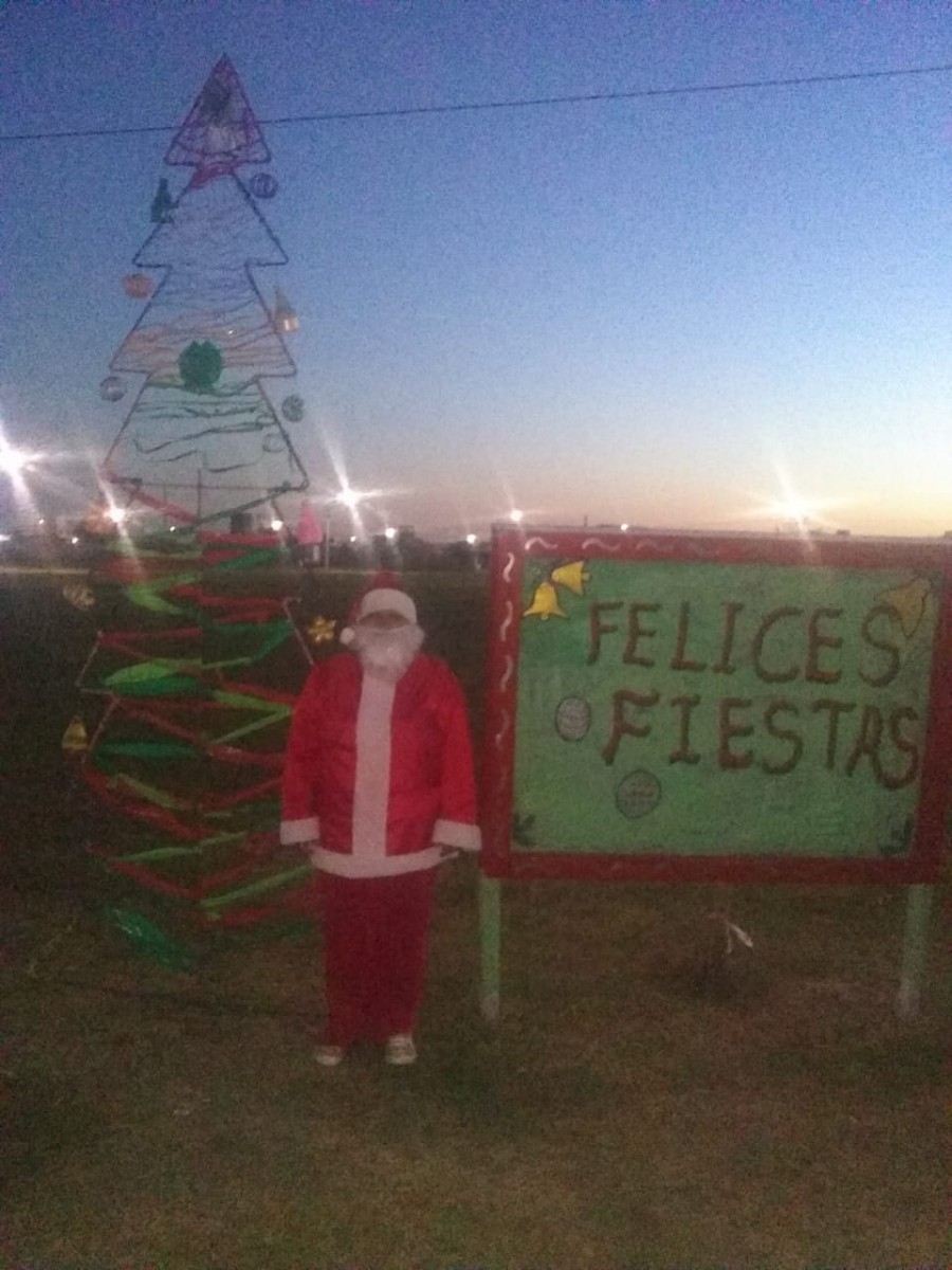 Papá  Noel visitó Barrio Alfonsín